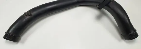 Volvo V60 Turbo air intake inlet pipe/hose 31355268