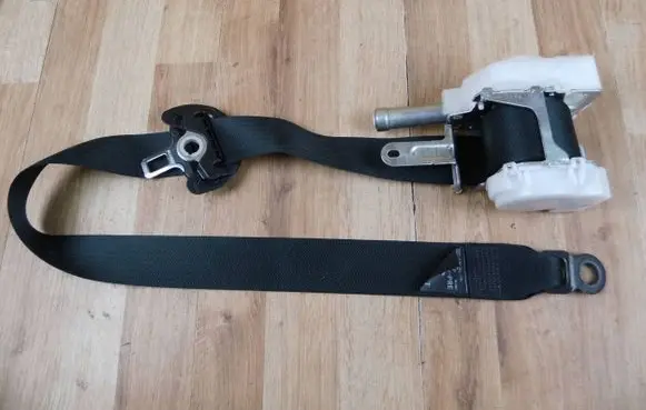 Lexus UX Front seatbelt 7Y1980P 7321076211C1 7321076211