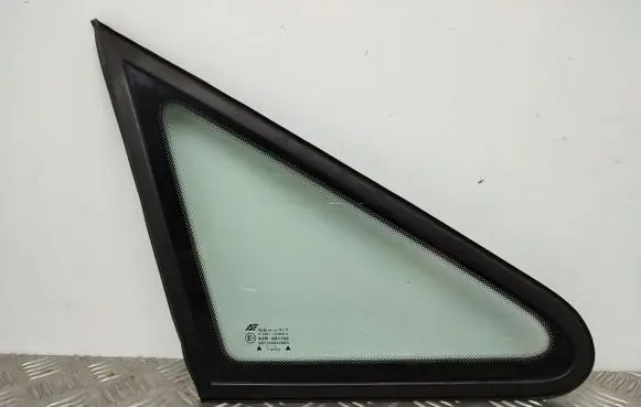 Volkswagen Sharan Front door vent window glass four-door 