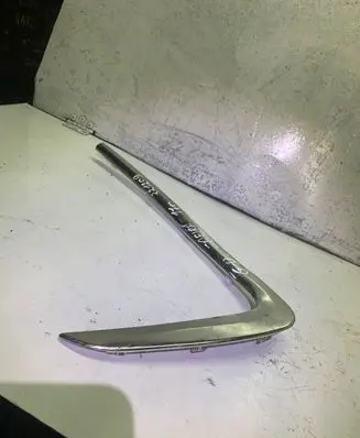 Opel Zafira C Rear side glass trim F2328900