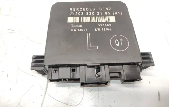 Mercedes-Benz C W203 Door control unit/module 2038202185 3X1369