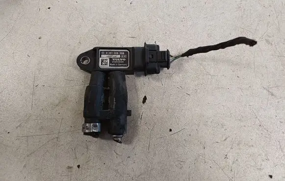 Volvo V40 Exhaust gas pressure sensor 0281006208 31293659