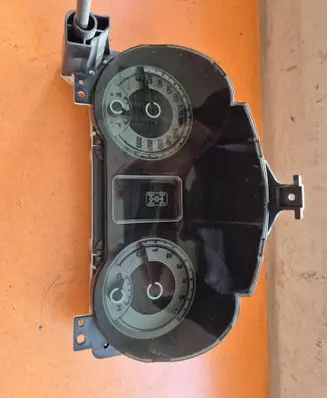 Mitsubishi Pajero Speedometer (instrument cluster) 8100B220 0T32350 1005840414726
