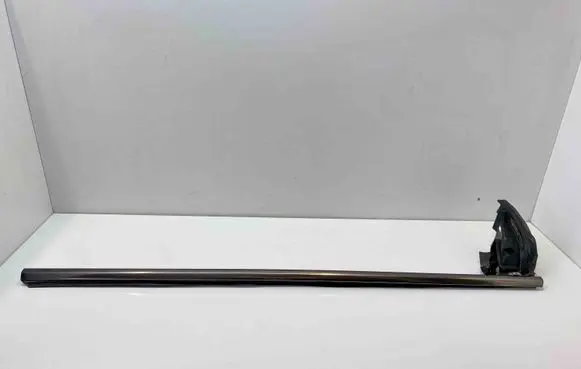Mercedes-Benz SL R230 Door glass trim A2307200224 2307200224