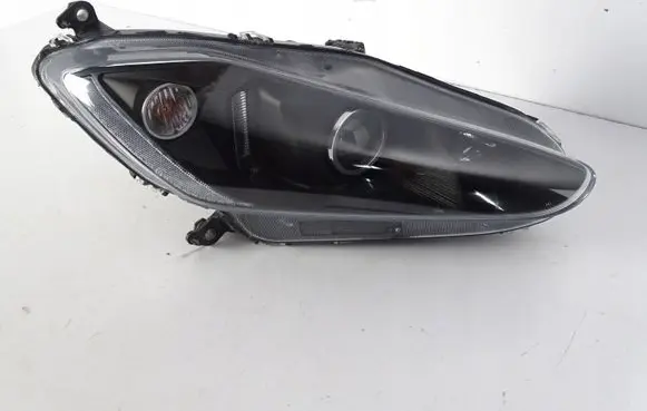 Maserati GranTurismo Headlight/headlamp