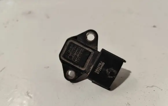 Hyundai Getz Air pressure sensor 3930022600 9470930501 58427BJ