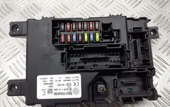 Fiat Grande Punto Fuse box set 00517954290