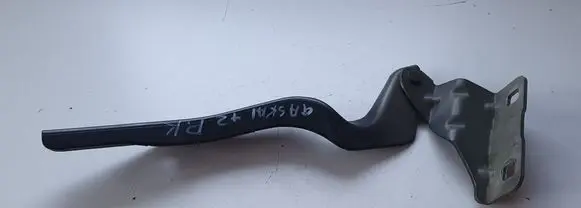 Nissan Qashqai+2 Engine bonnet/hood hinges