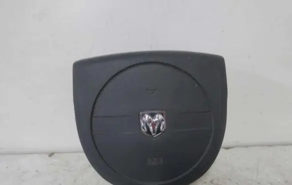 Dodge Magnum Steering wheel airbag
