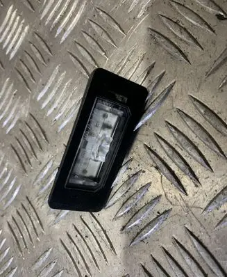 BMW 2 F22 F23 Number plate light 7193293