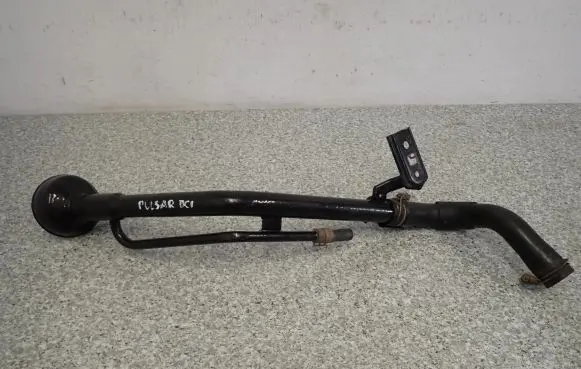 Fuel tank filler neck pipe