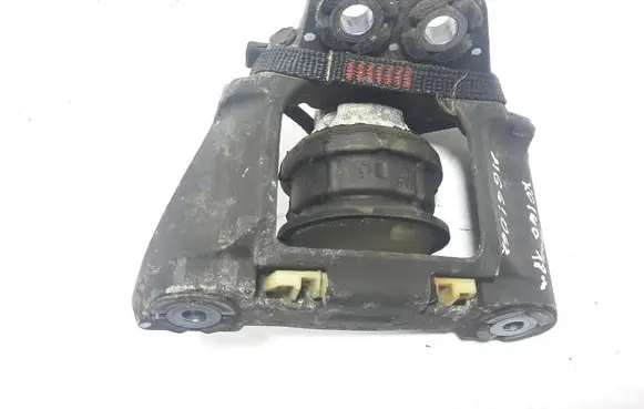 Volvo XC60 Engine mount bracket 31480353