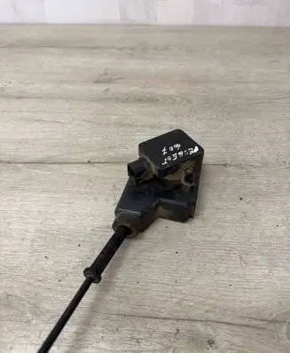 Peugeot 607 Accelerator throttle pedal 9639779180 3319 397791