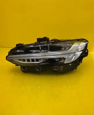 Volvo S90, V90 Headlight/headlamp 31386164