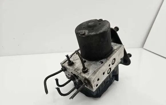 Mercedes-Benz Sprinter W901 W902 W903 W904 ABS Pump A0004463289 A0265224040 L000446