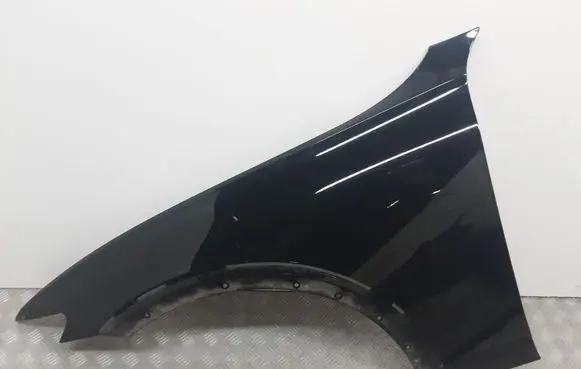 Volvo V60 Fender