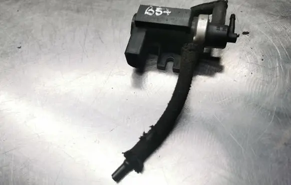 Volkswagen PASSAT B5.5 Turbo solenoid valve 72290320