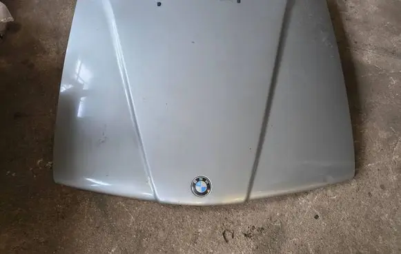 BMW 7 E32 Engine bonnet/hood