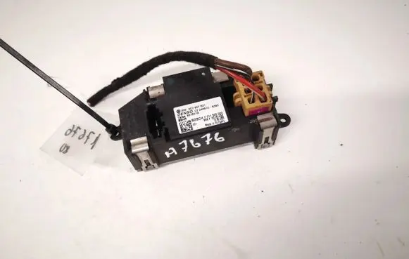 Volkswagen PASSAT B6 Heater blower motor/fan resistor 3c0907521 f011500002