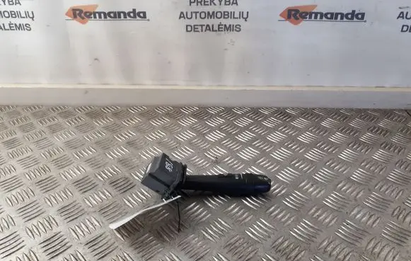 Volvo XC90 Wiper control stalk 30768101