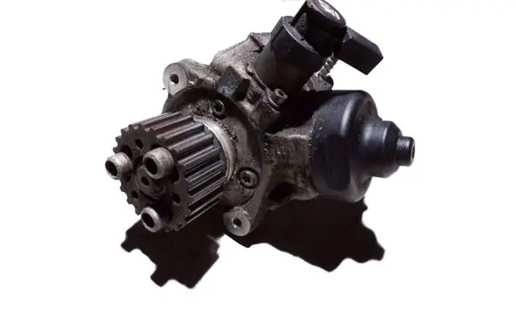 Volkswagen Transporter - Caravelle T5 Fuel injection high pressure pump 03L130755J