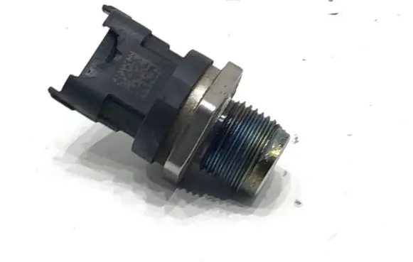 Fiat Grande Punto Fuel pressure sensor 