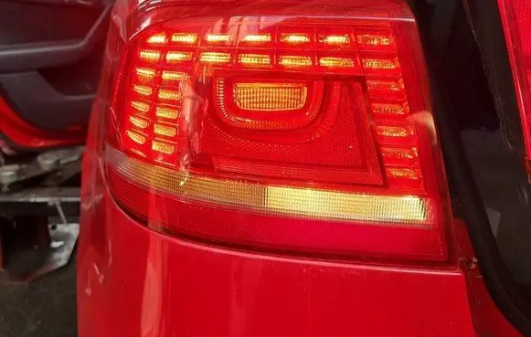 Volkswagen PASSAT B7 Rear/tail lights IMPRK1501624