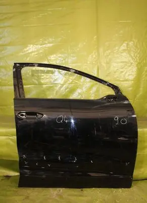 Audi Q4 e-tron Front door 000259