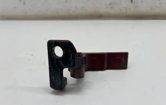 Mercedes-Benz EQE v295 Front door lower hinge