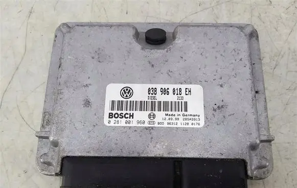 Volkswagen PASSAT B5 Engine control unit/module 038906018EH