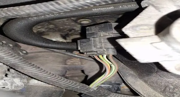 Ford Fiesta Air pressure sensor 2S6A9F479BA