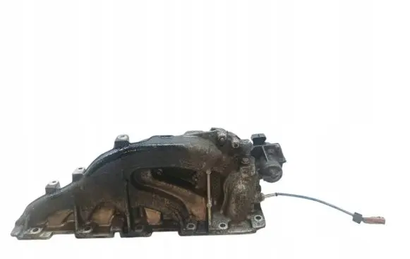 Opel Vivaro Intake manifold