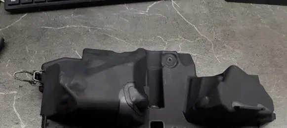 Renault Modus Engine cover (trim)