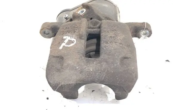Volkswagen PASSAT B7 Rear brake caliper