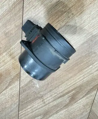 Chrysler 300 - 300C Mass air flow meter 0281002656 PBTGF30
