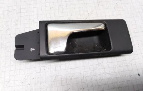 Audi A6 S6 C4 4A Front door interior handle 4A0837020