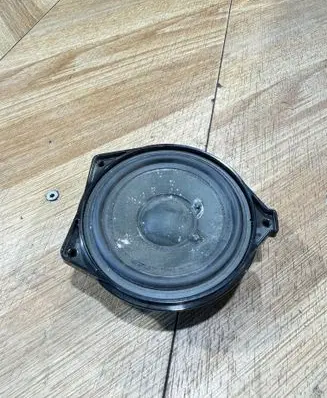 Mercedes-Benz C W205 Front door speaker A2058200402