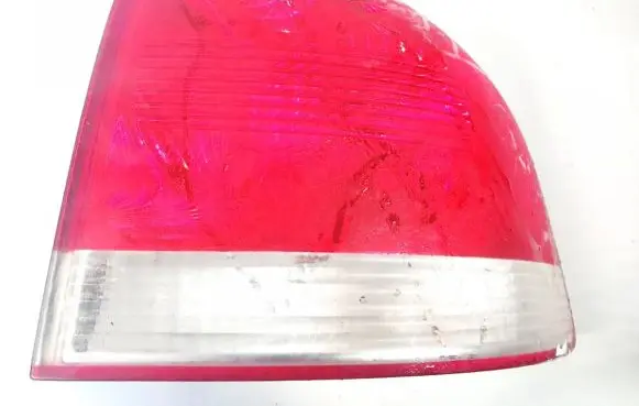 Volkswagen Touareg I Rear/tail lights 28258002 28252202