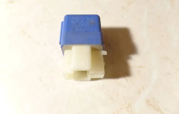 Infiniti G20 Other relay 2523079981
