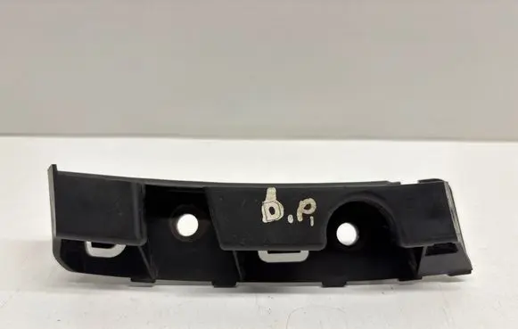 Peugeot 508 Front bumper mounting bracket 9686570480