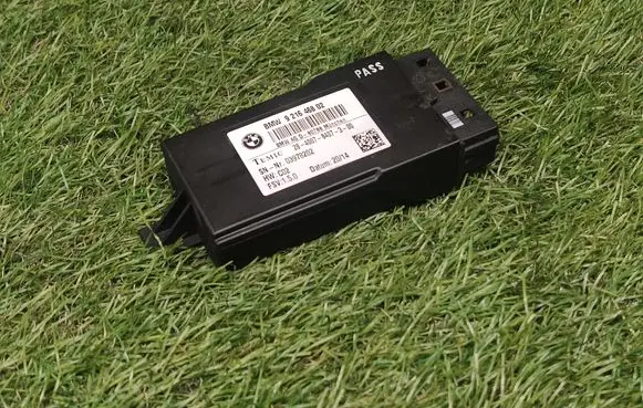 BMW 3 F30 F35 F31 Seat heating relay 9216468 921646802 03978202
