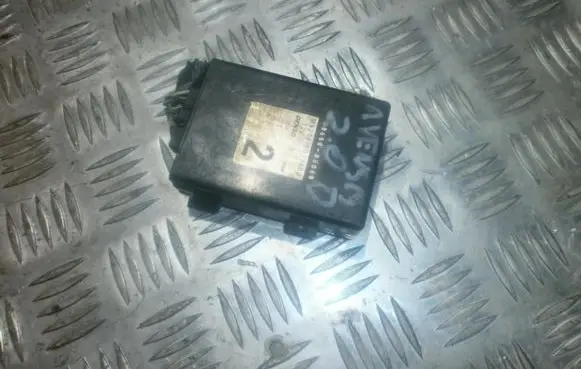Toyota Avensis T220 Other control units/modules 8865005060 MB277100