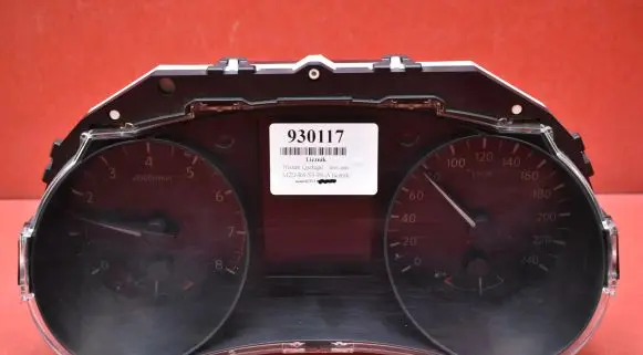 Nissan Qashqai Speedometer (instrument cluster)