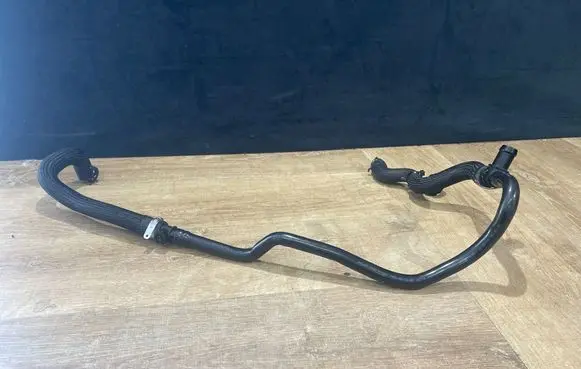 Jaguar I-Pace Engine coolant pipe/hose J9D38D118AC