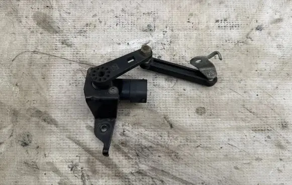 BMW X2 F39 Headlight/headlamp level sensor 6853714 6895486 25496911
