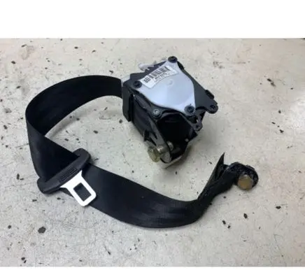 Audi A4 S4 B6 8E 8H Rear seatbelt 6079503 04WAY020131