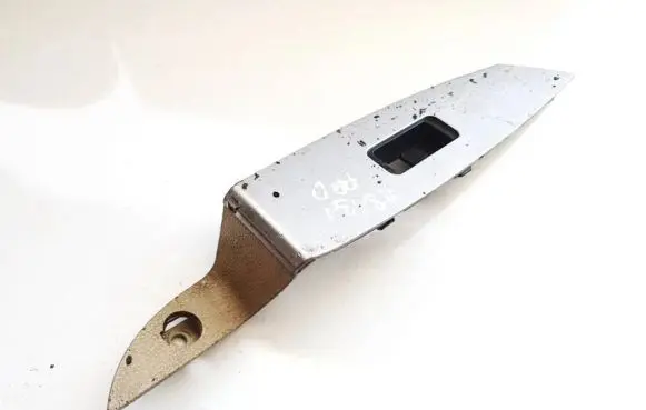 Nissan Murano Z50 Front door window switch trim 