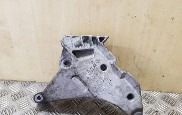 Skoda Superb B6 (3T) Engine mounting bracket 03L199207