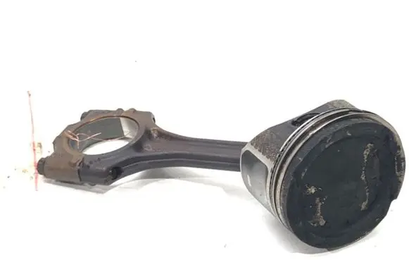 Volkswagen Polo IV 9N3 Piston with connecting rod AZQ