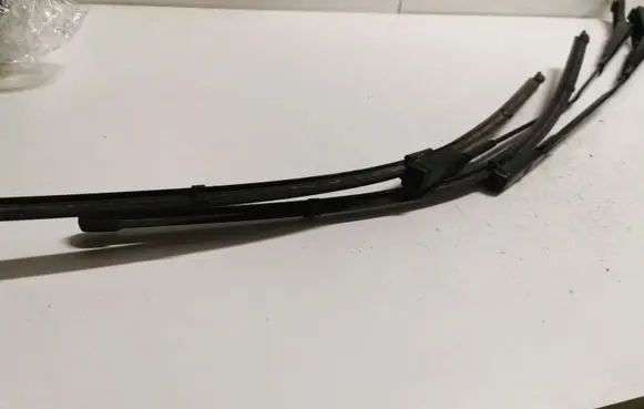 Audi A6 C7 Front wiper blade arm 4G1955407B 4G1955408B
